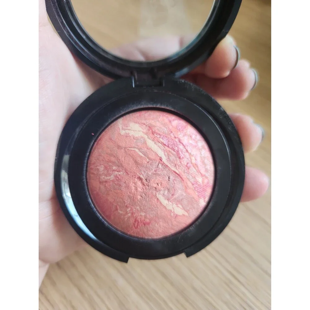 Laura Geller Baked Blush-N-Brighten Natural Finish in 